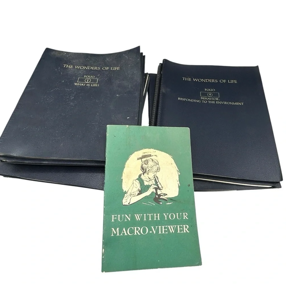 1964 VINTAGE THE WONDER OF LIFE FOLIO 12 BOOKS AND MEADE MICROSCOPE BOOK